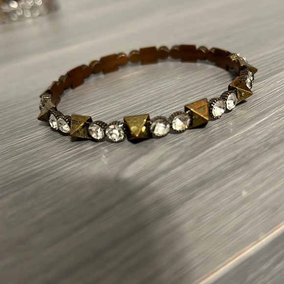 Vintage Gold or Bronze Bangle Bracelet with Pyramids and CZ Diamonds, EUC - Picture 5 of 6